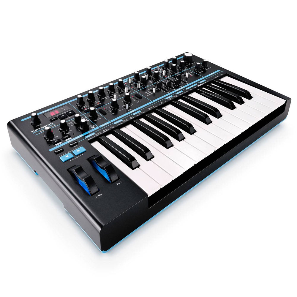 Синтезатор Novation Bass Station II
