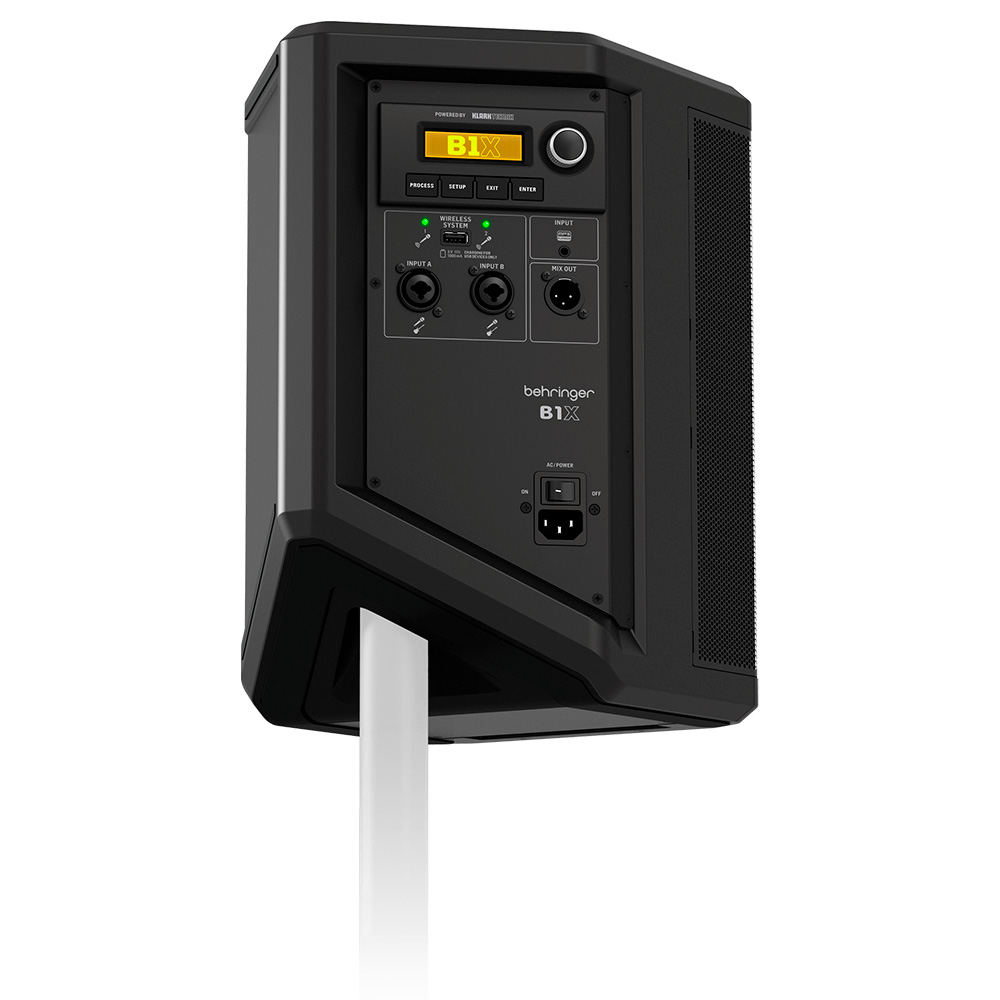 Портативная акустическая система Behringer B1X